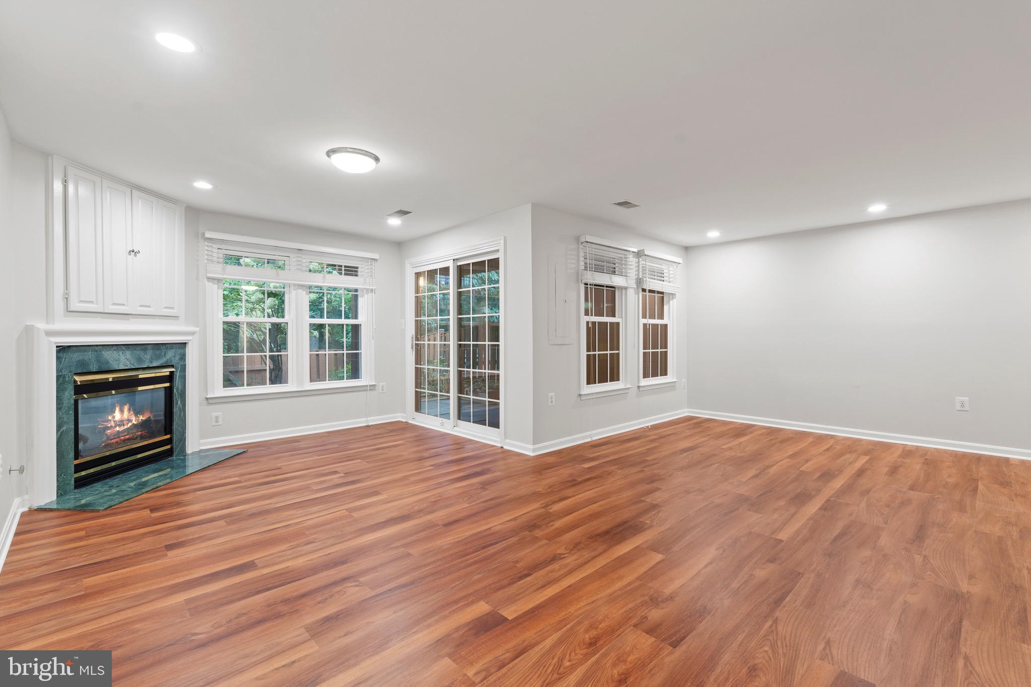 7691 LAVENHAM LANDING