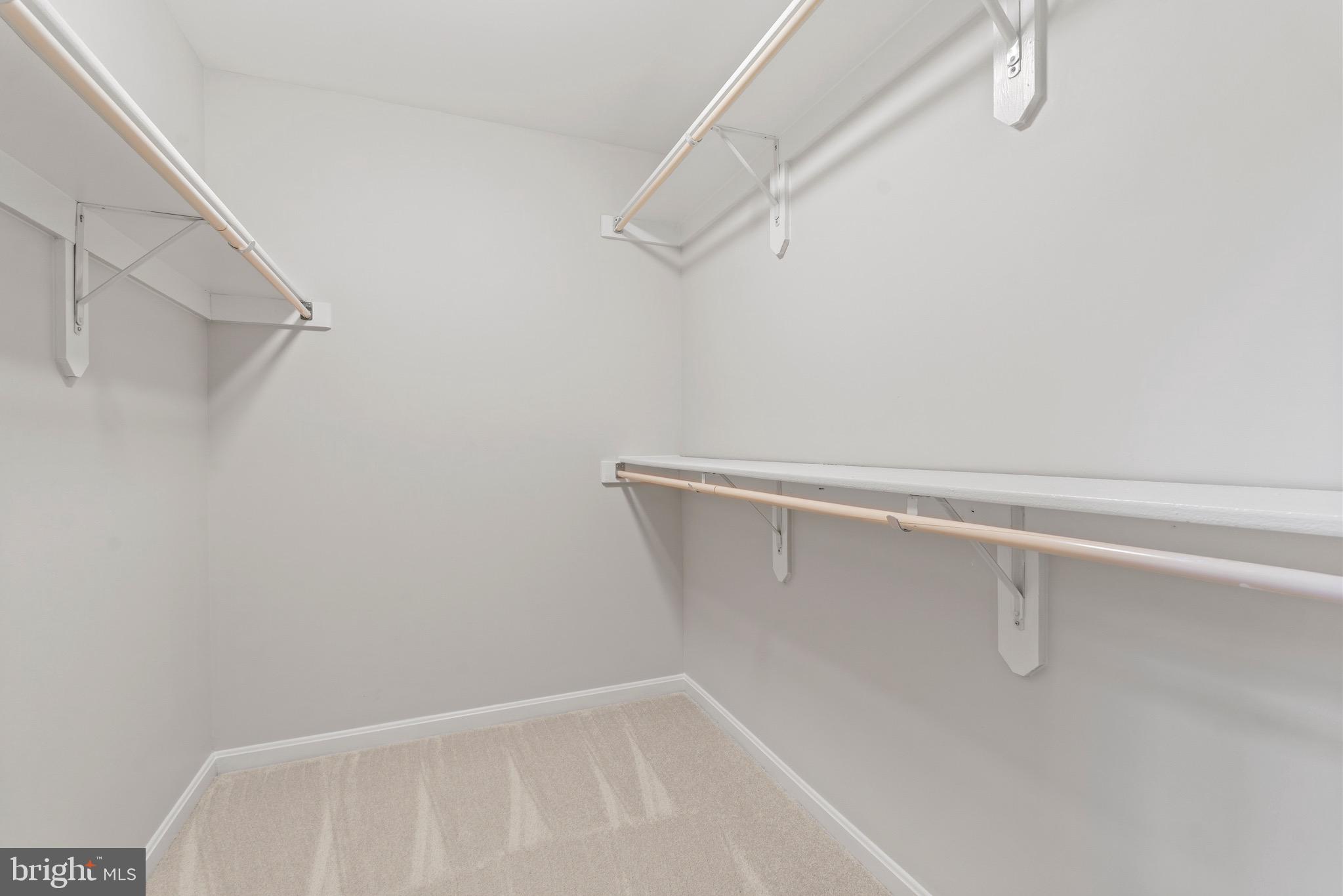 7691 LAVENHAM LANDING