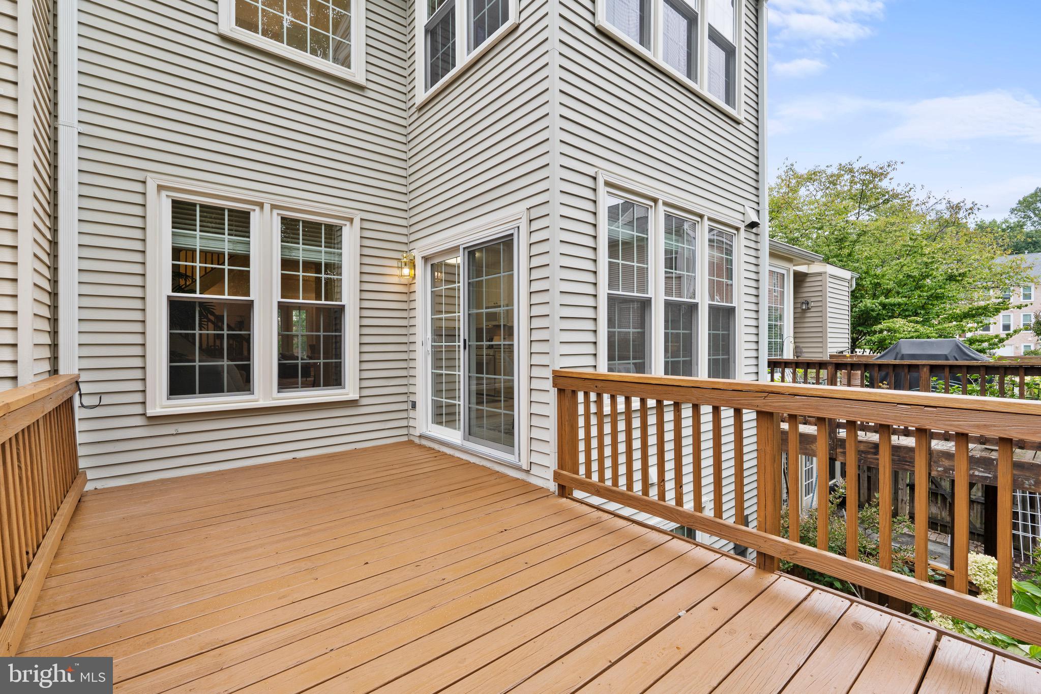 7691 LAVENHAM LANDING