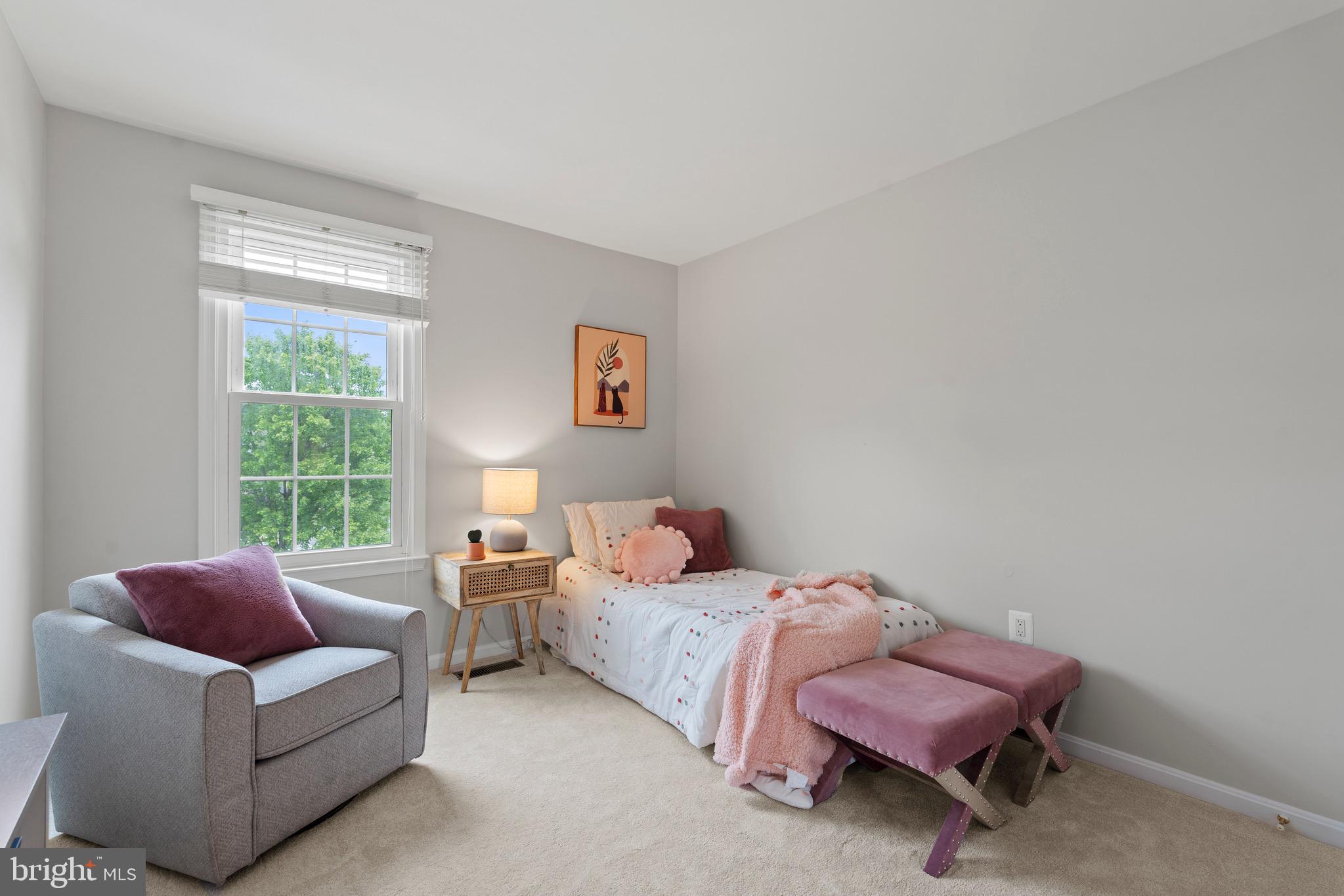 7691 LAVENHAM LANDING