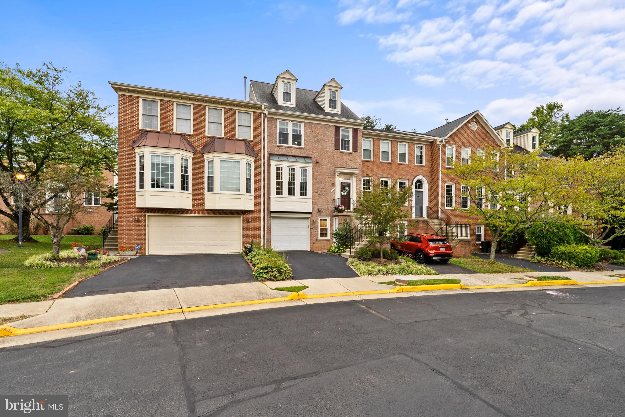 7691 LAVENHAM LANDING