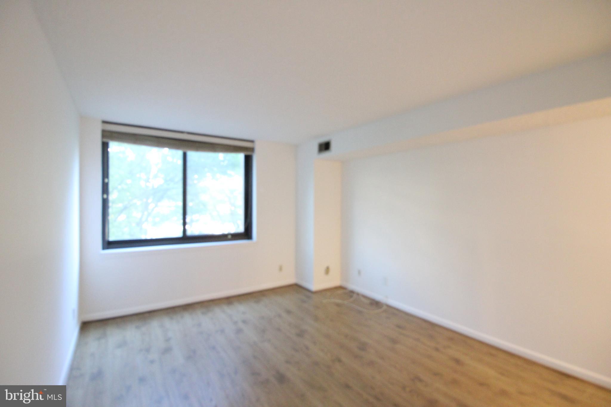 3709 S George Mason DRIVE Unit: 301