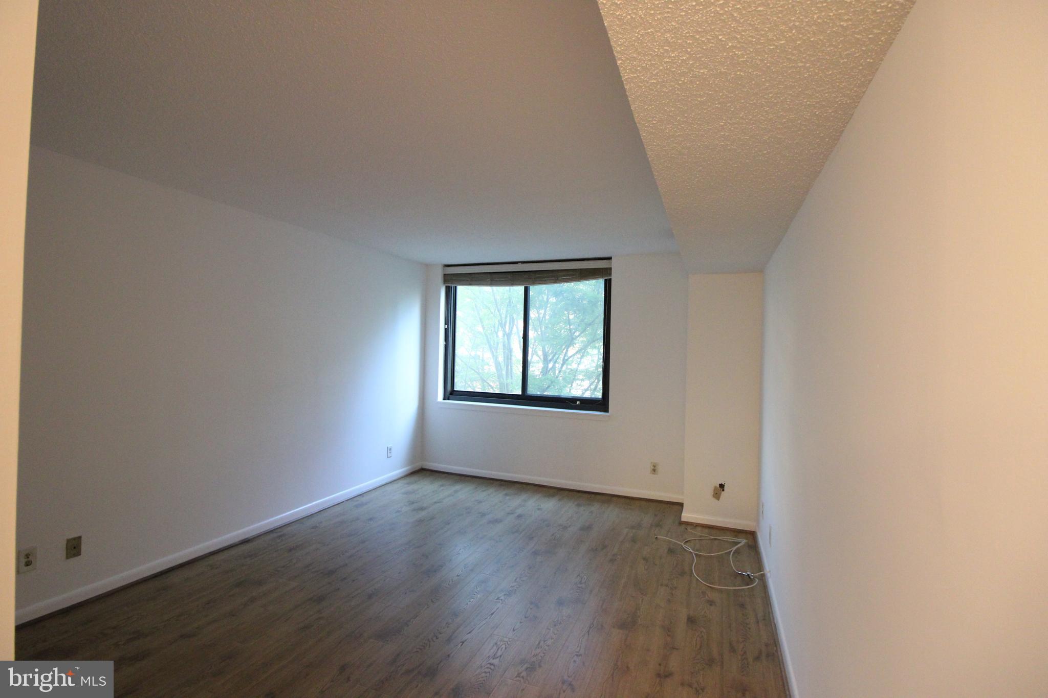 3709 S George Mason DRIVE Unit: 301