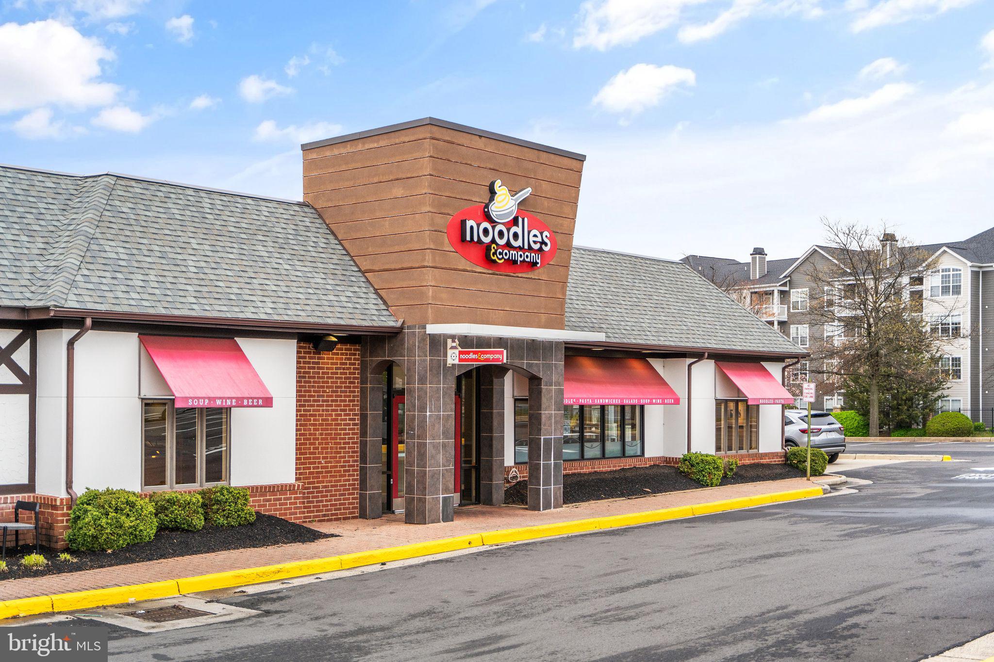 2319 Field Point Rd #401