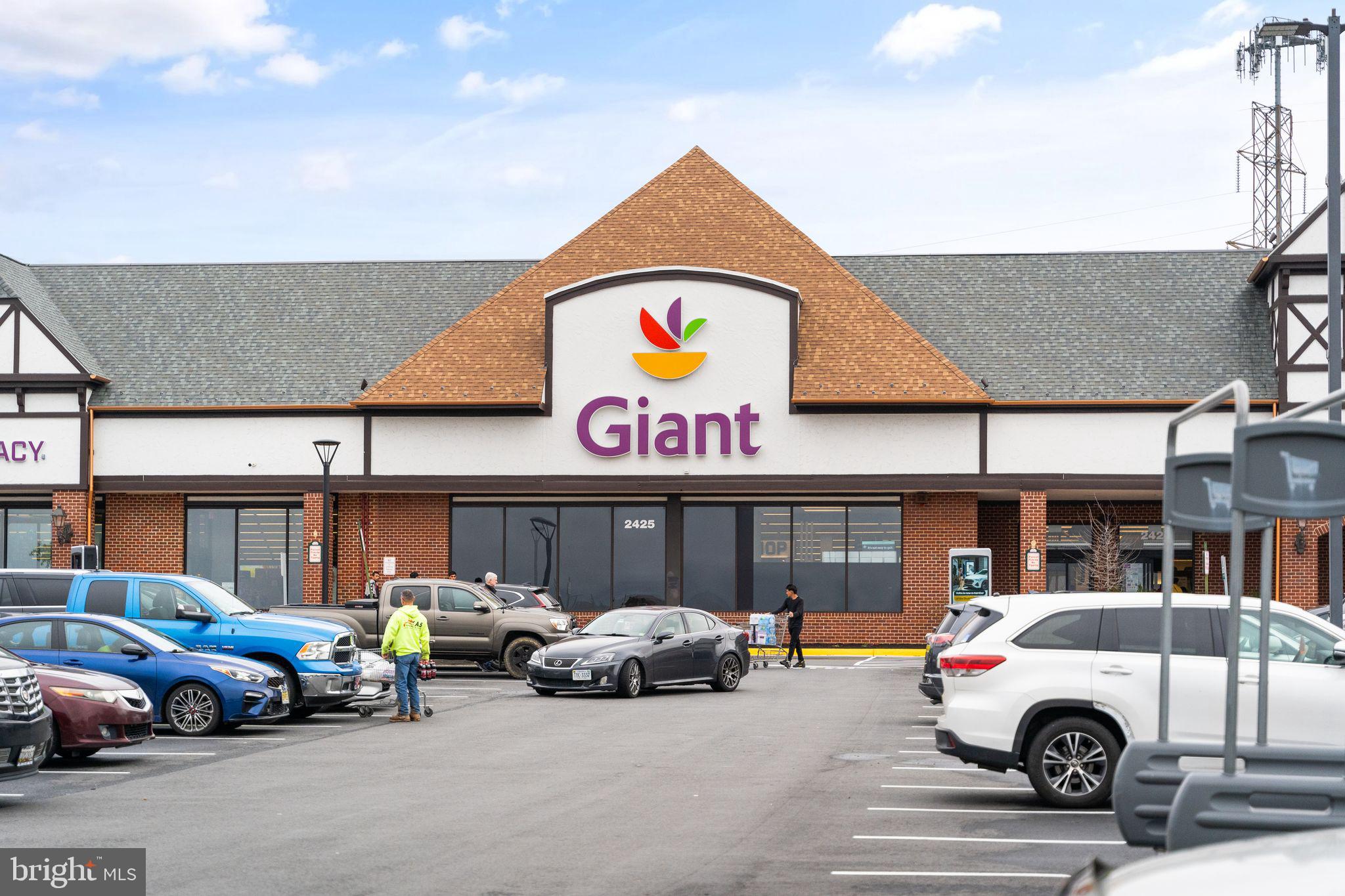 2319 Field Point Rd #401