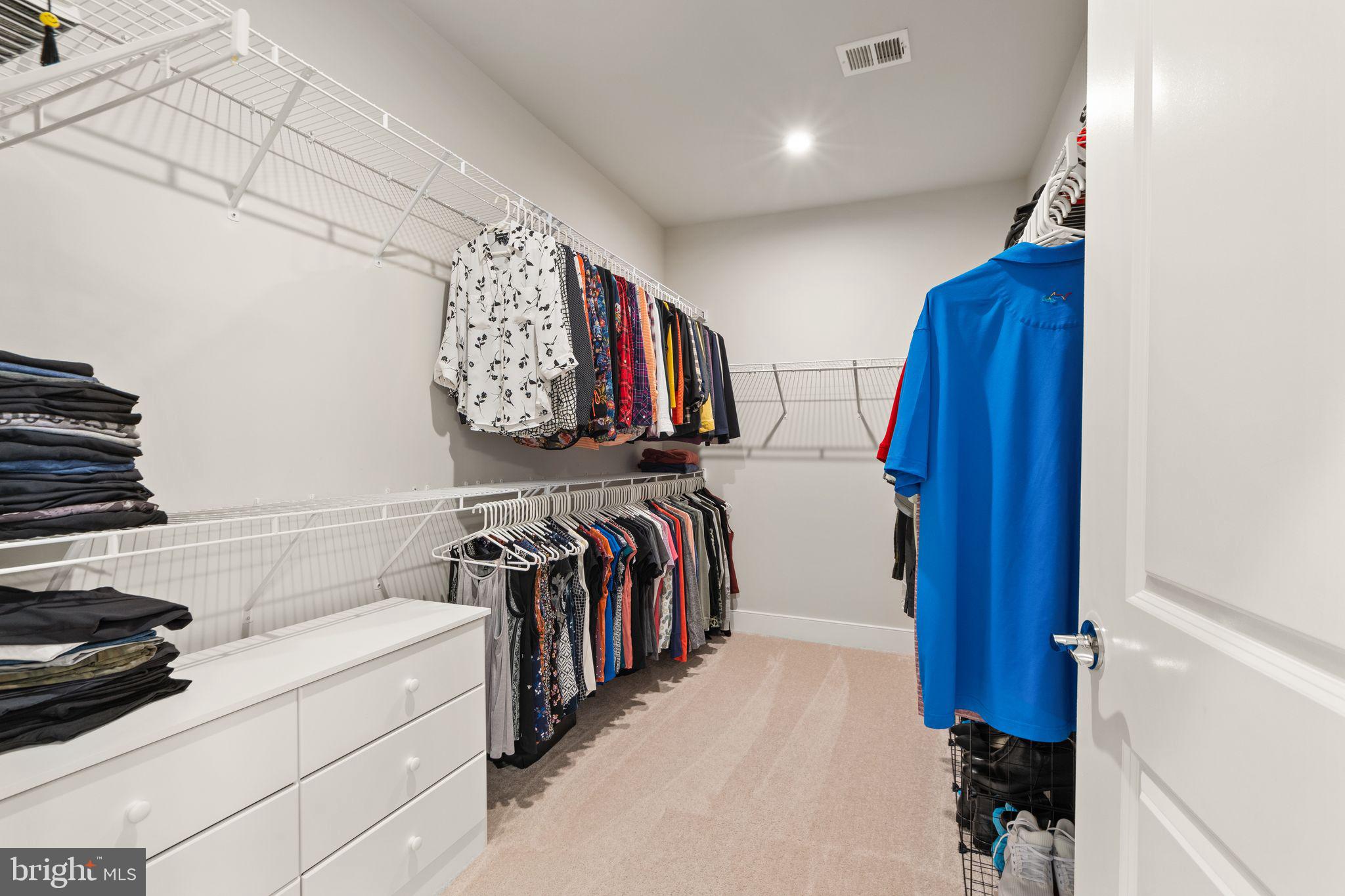 2319 Field Point Rd #401