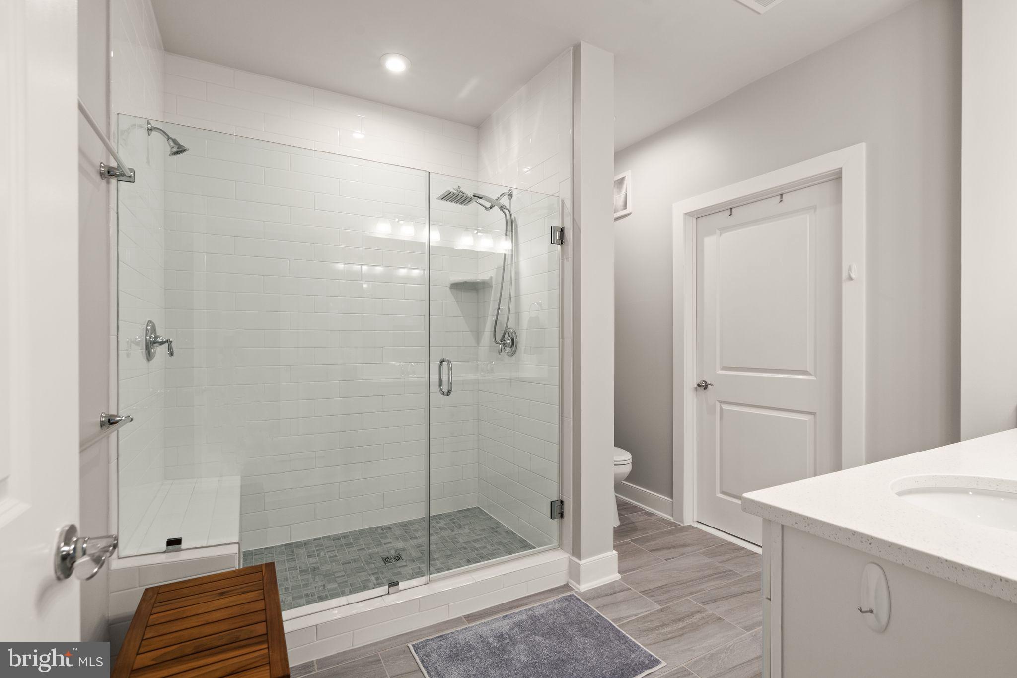 2319 Field Point Rd #401