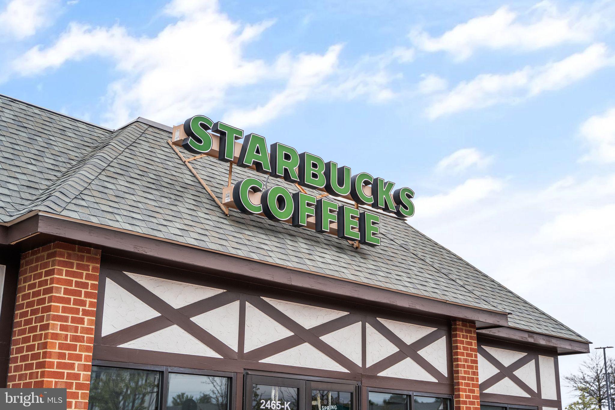 2319 Field Point Rd #401