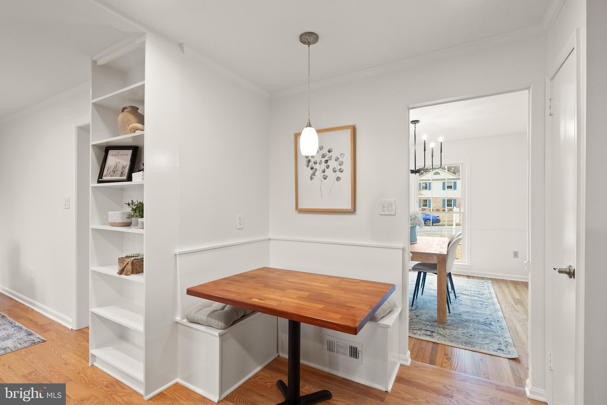 6934 Stoneybrooke Ln