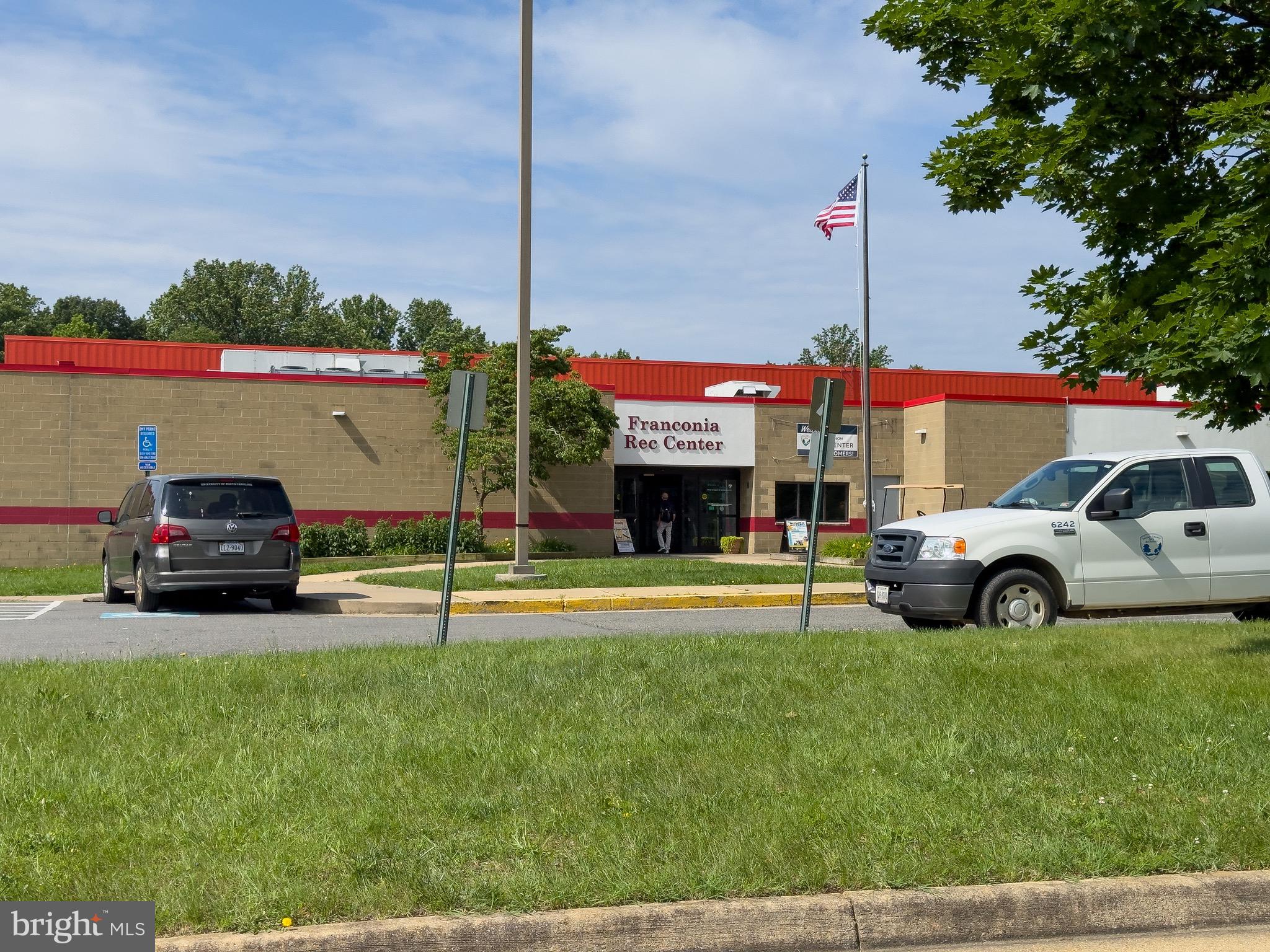 6934 Stoneybrooke Ln