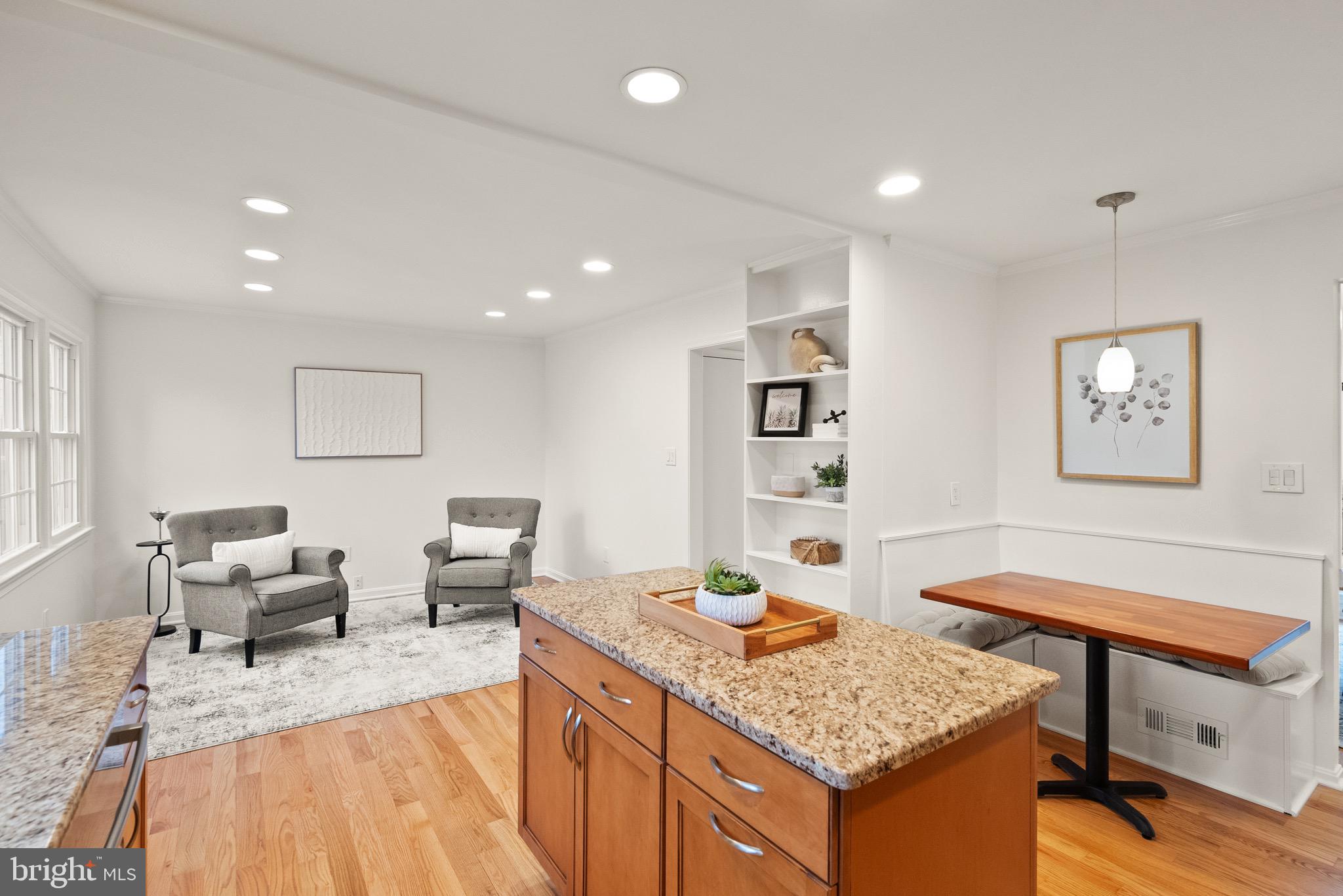 6934 Stoneybrooke Ln