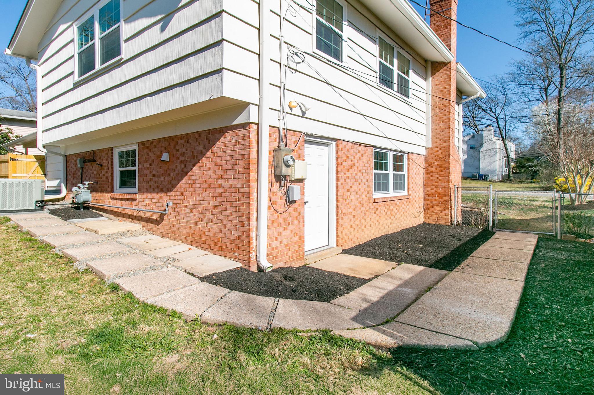 2300 William And Mary Dr