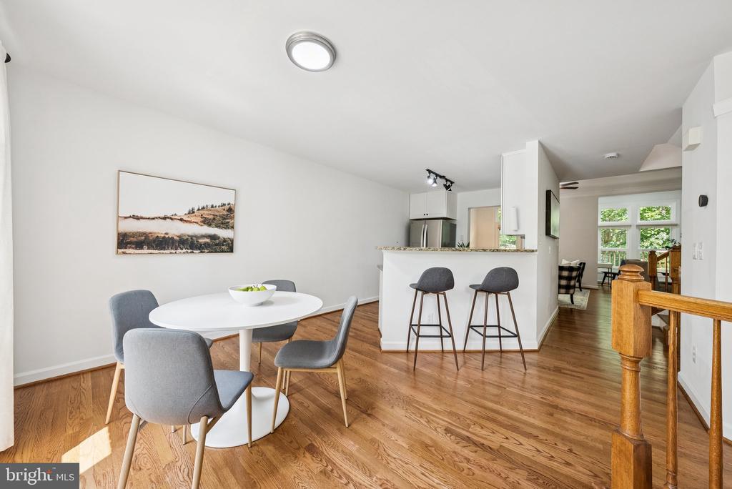 5562 JOWETT COURT