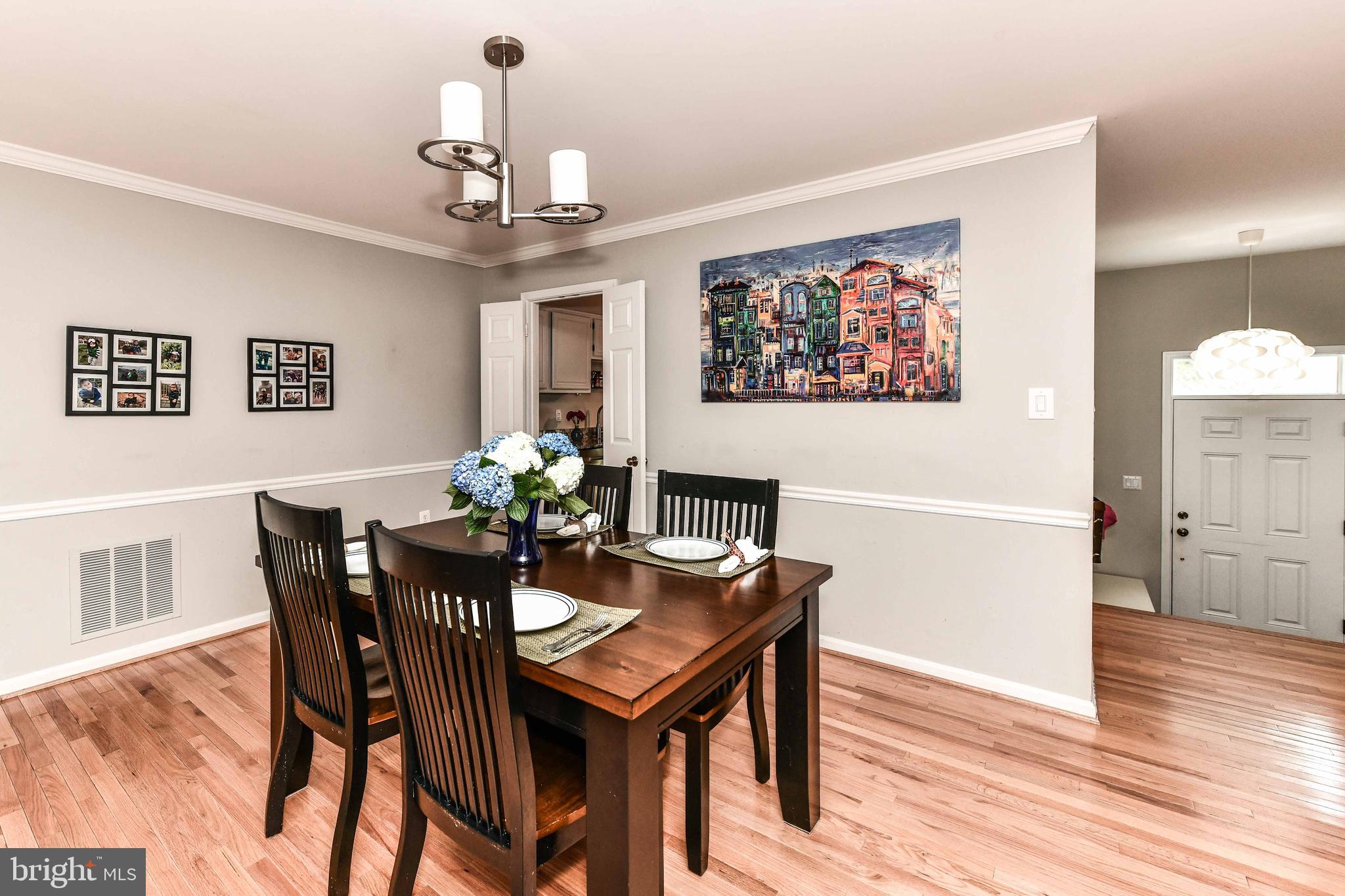 6862 WILLIAMSBURG POND CT