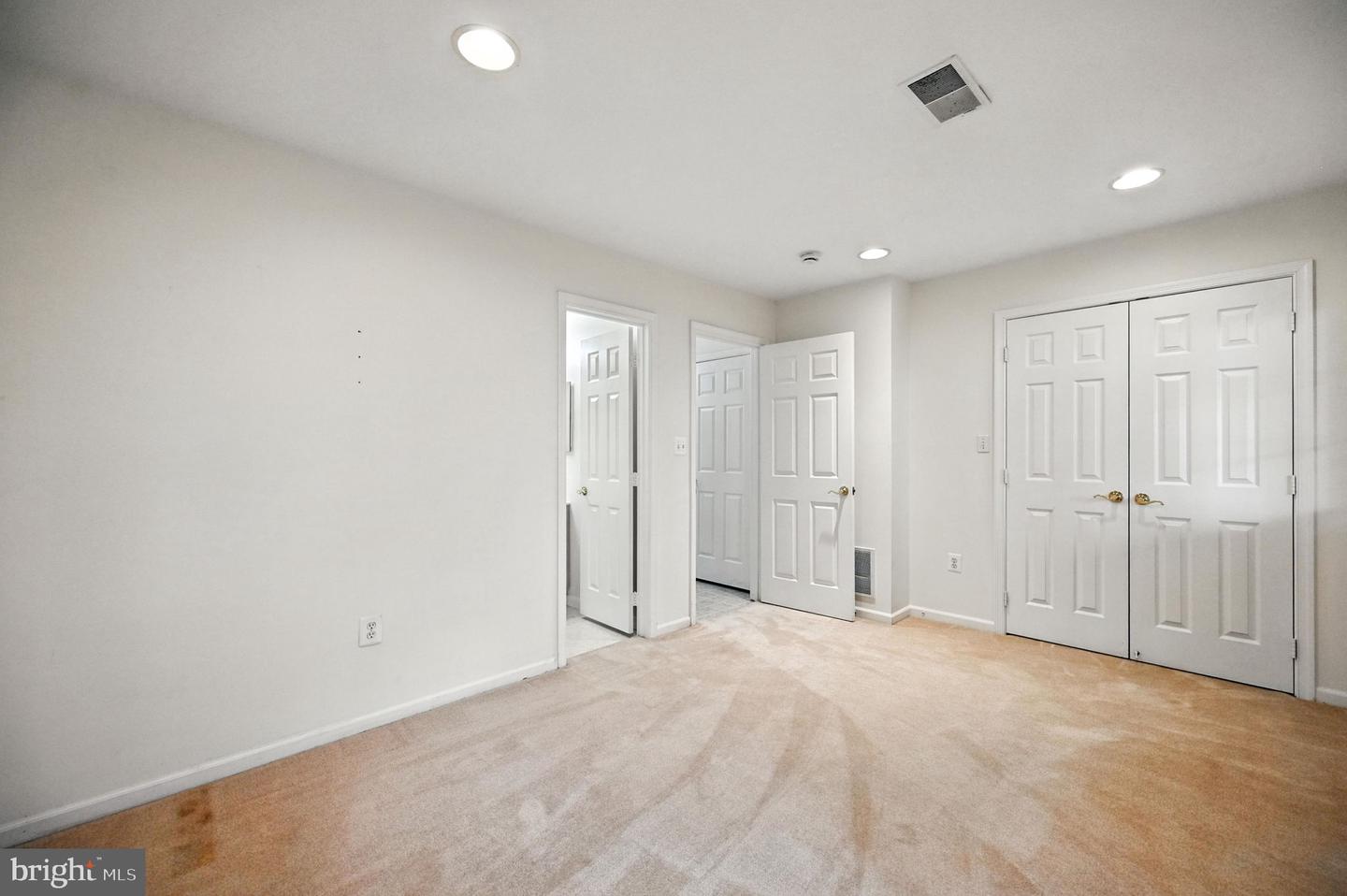 6949 BANCHORY CT