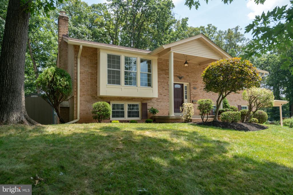 3821 WINTERSET DR