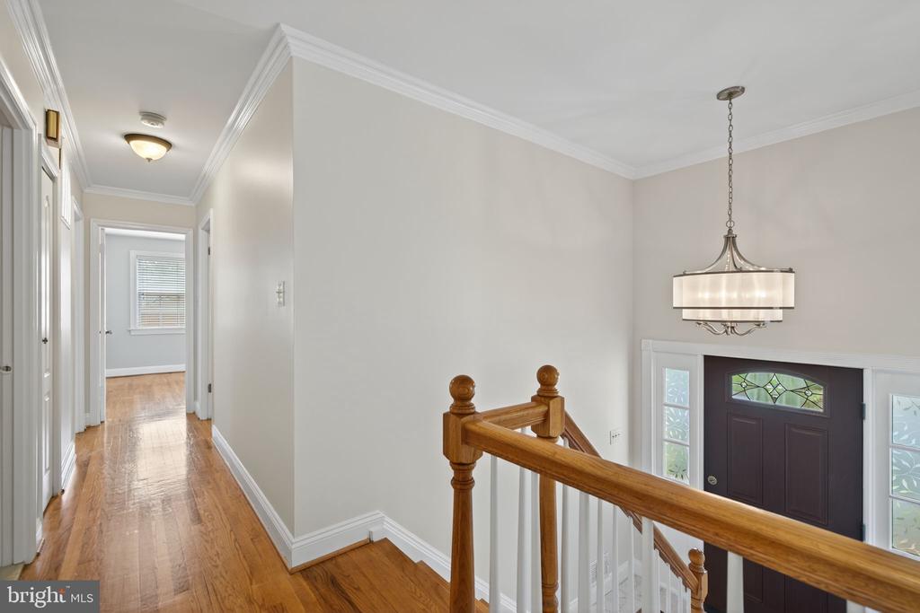 3821 WINTERSET DR