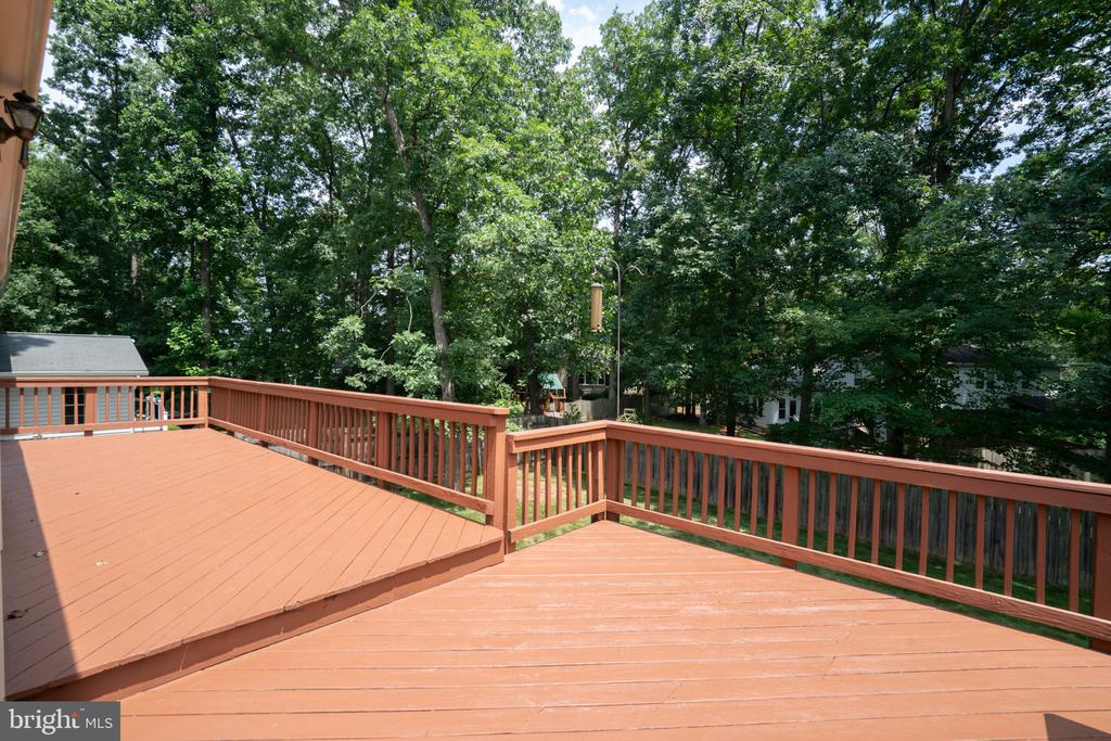 3821 WINTERSET DR