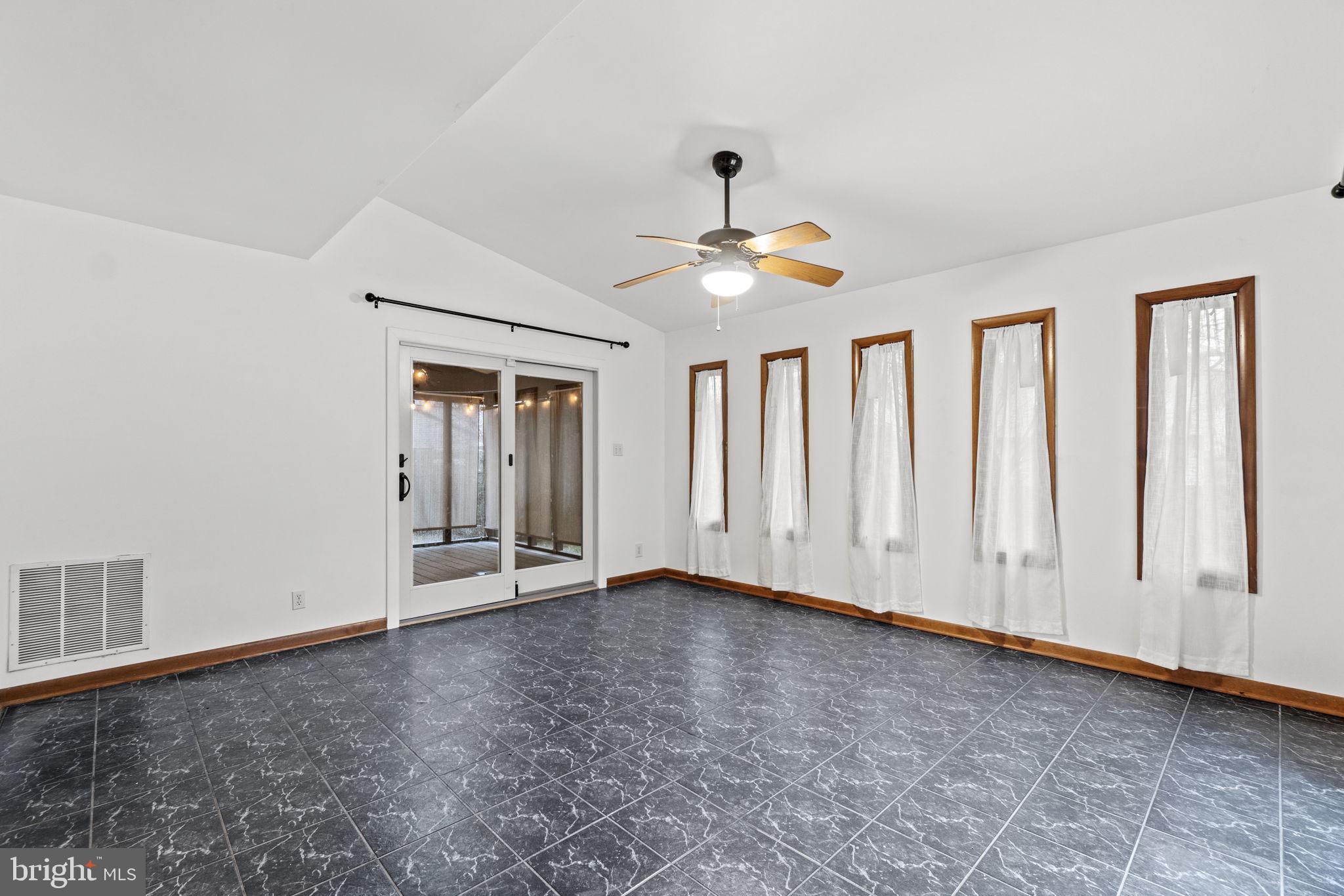 7005 BROOKINGTON COURT