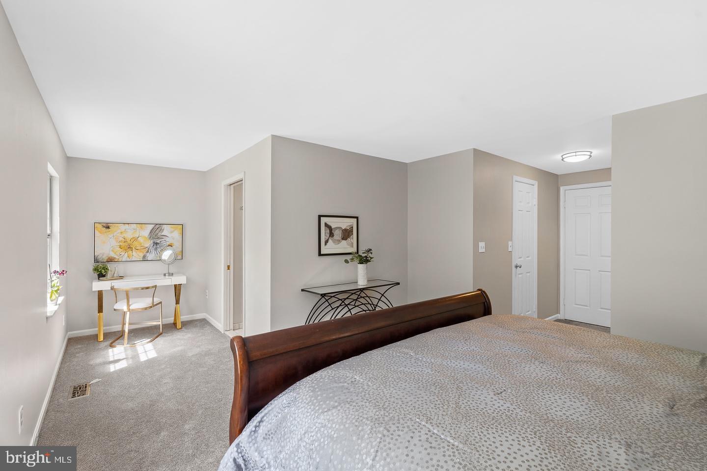 8939 PARK FOREST DRIVE