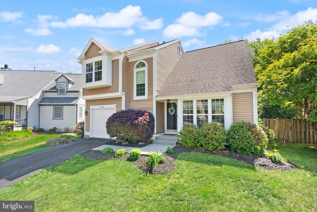 4016 BLUE SLATE DRIVE
