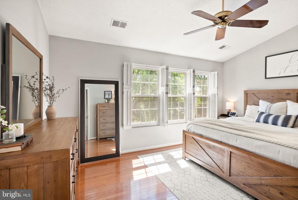 4016 BLUE SLATE DRIVE