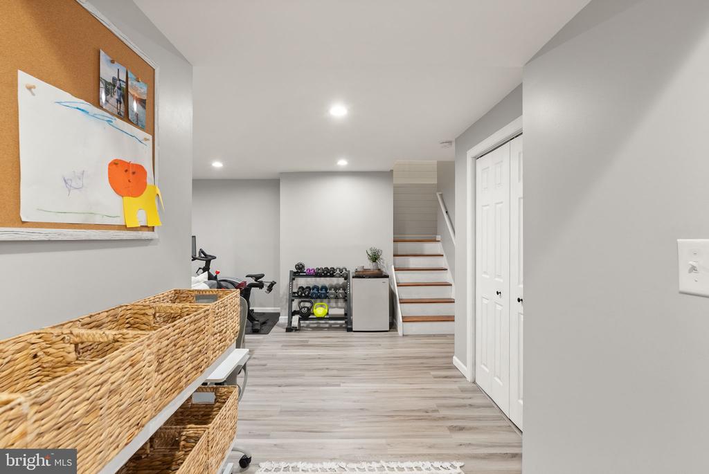 4016 BLUE SLATE DRIVE