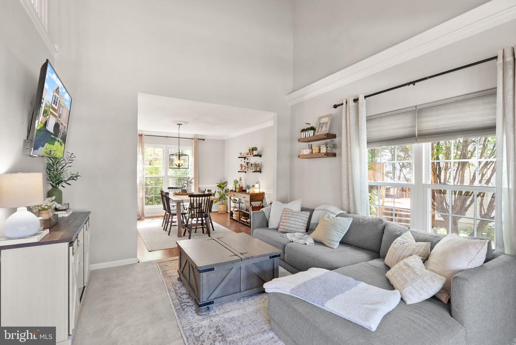 4016 BLUE SLATE DRIVE