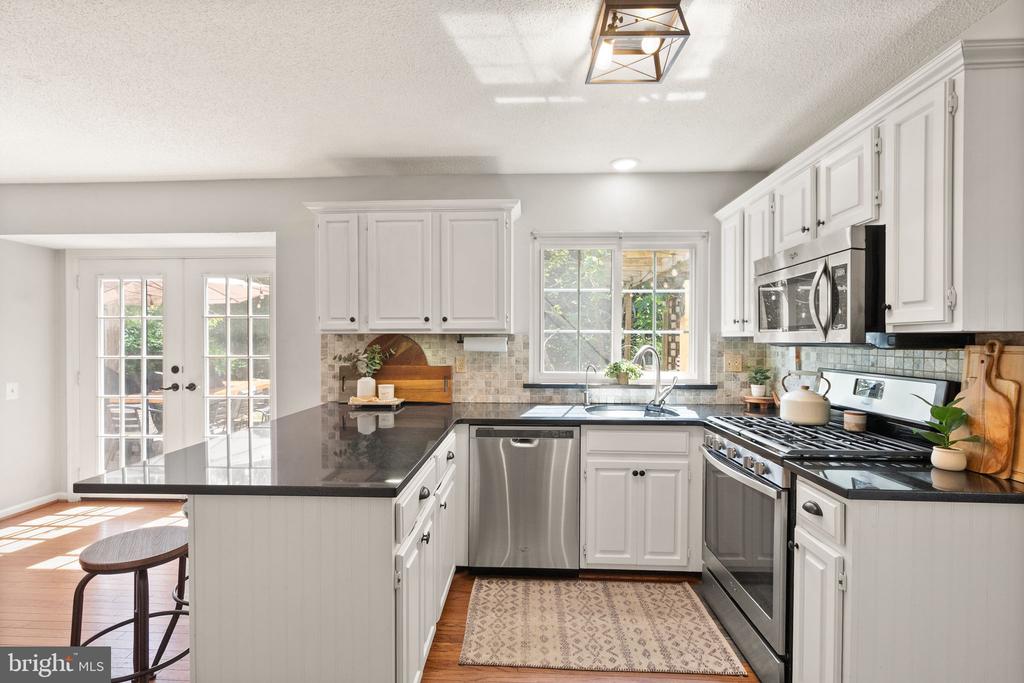 4016 BLUE SLATE DRIVE