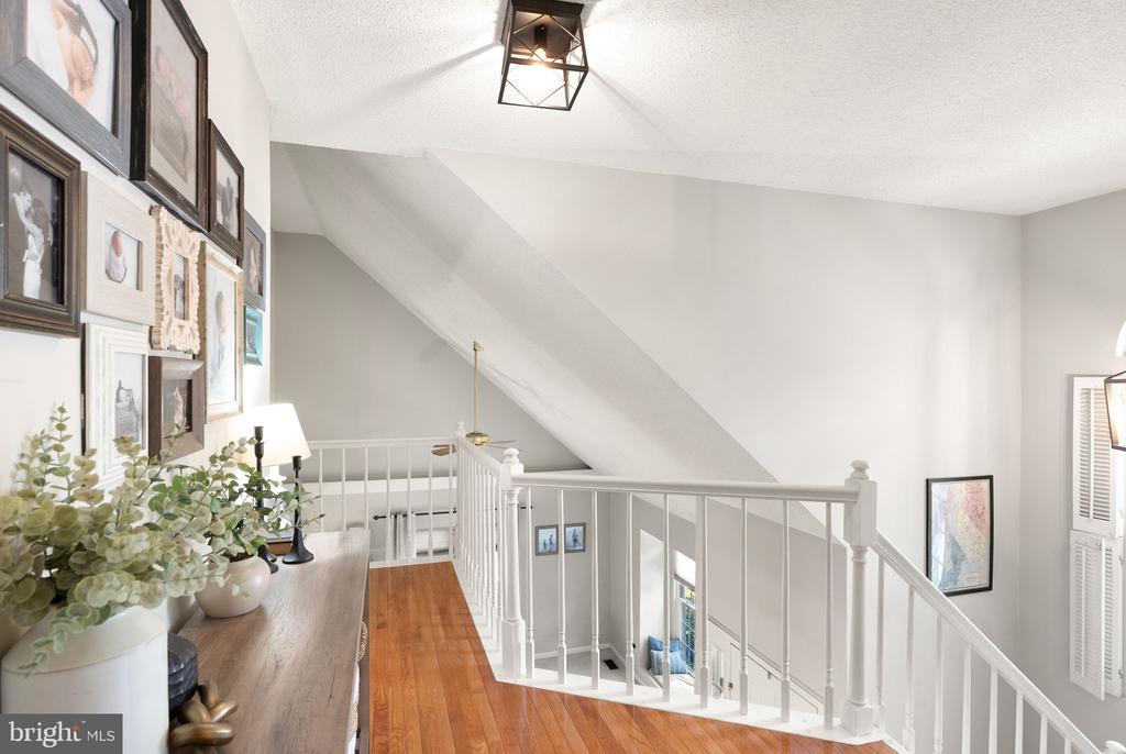 4016 BLUE SLATE DRIVE