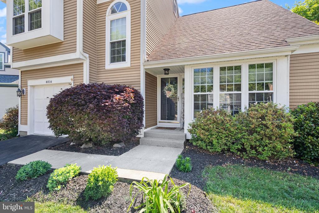 4016 BLUE SLATE DRIVE