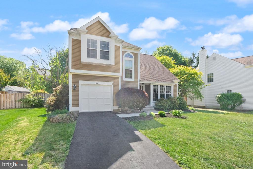 4016 BLUE SLATE DRIVE