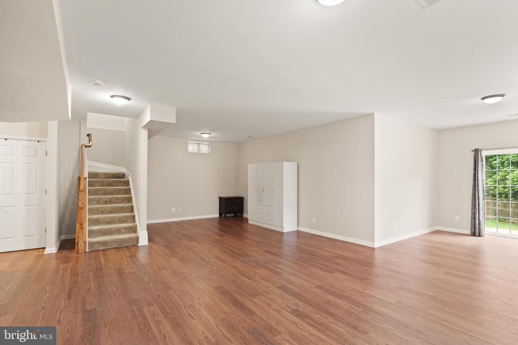7029 SWAIN DRIVE