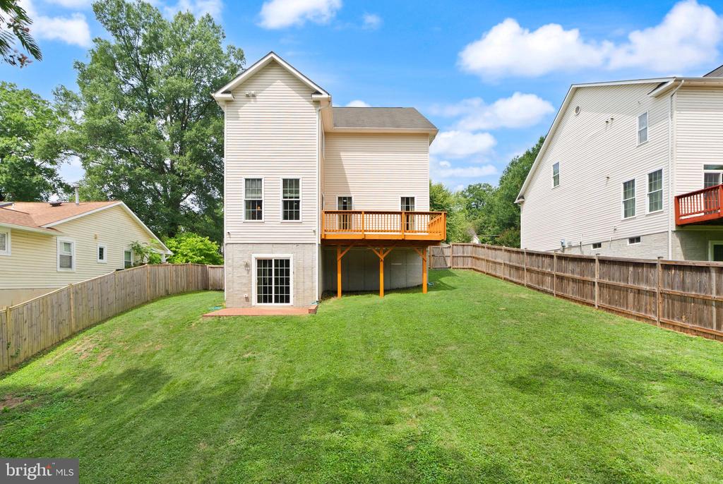 7029 SWAIN DRIVE