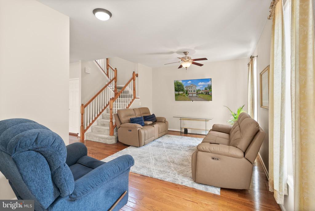 7029 SWAIN DRIVE
