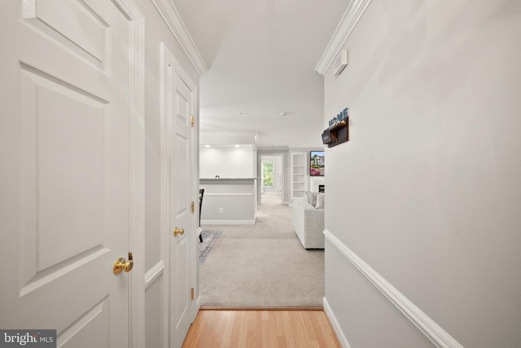 8301 BLUEBIRD WAY Unit: G