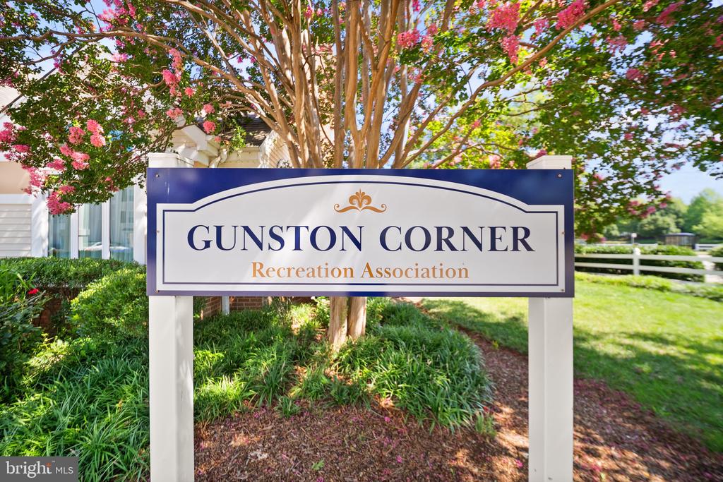 8301 BLUEBIRD WAY Unit: G