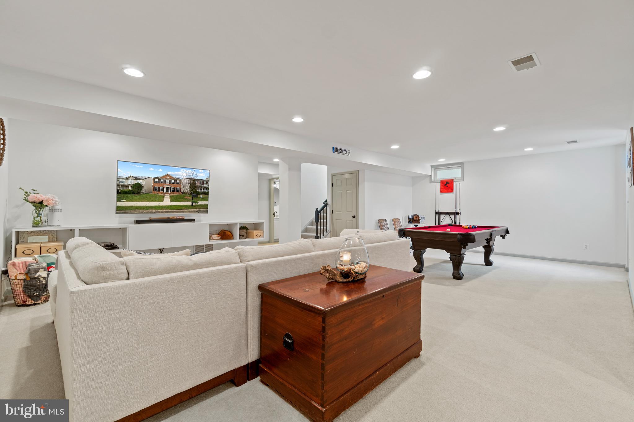 2488 Port Potomac Ave