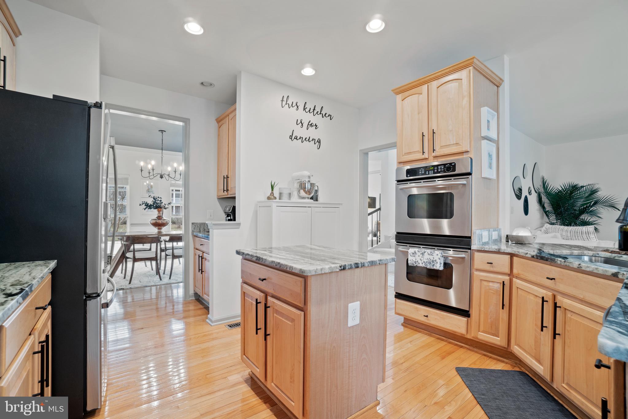 2488 Port Potomac Ave