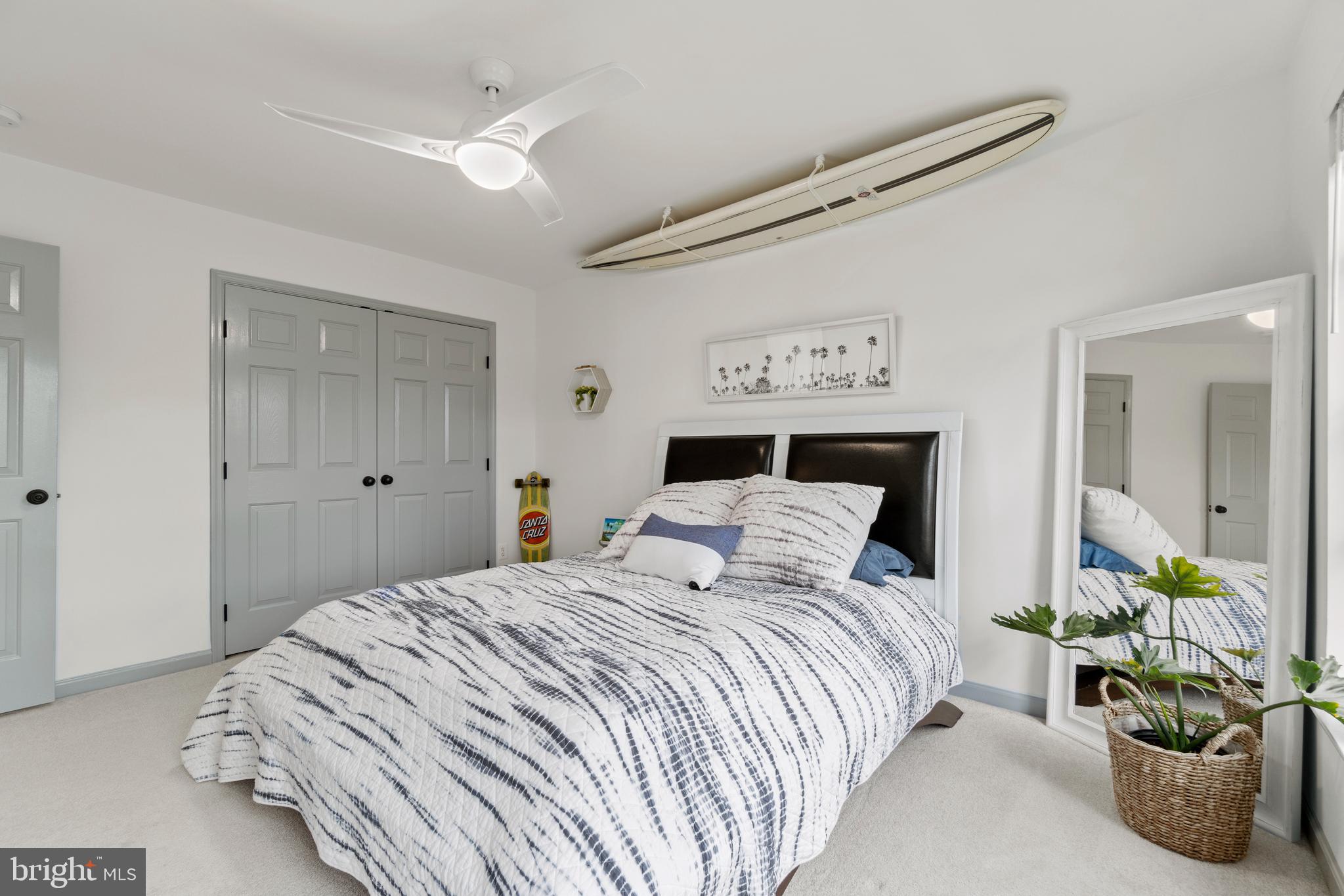 2488 Port Potomac Ave