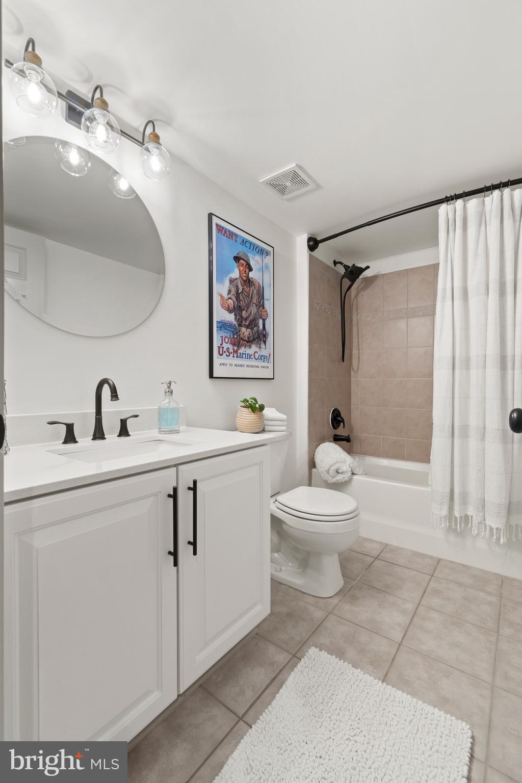 2488 Port Potomac Ave