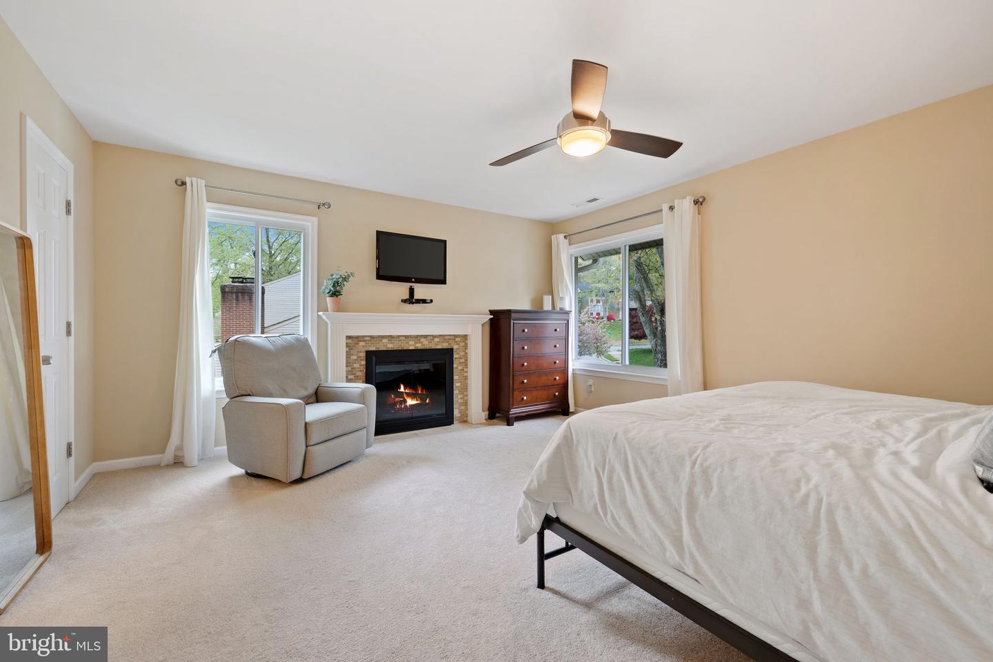 4397 Ashgrove Dr