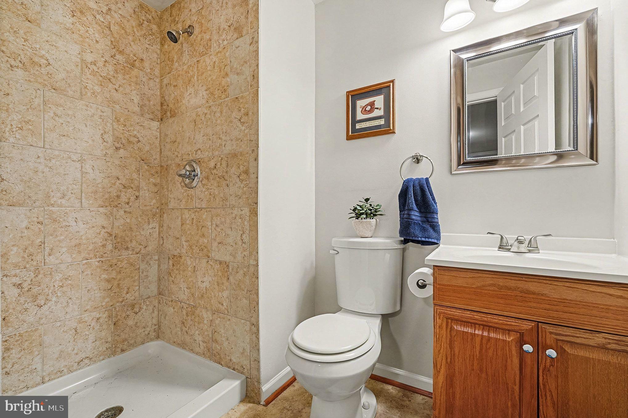 6465 COLONIAL VILLAGE LOOP