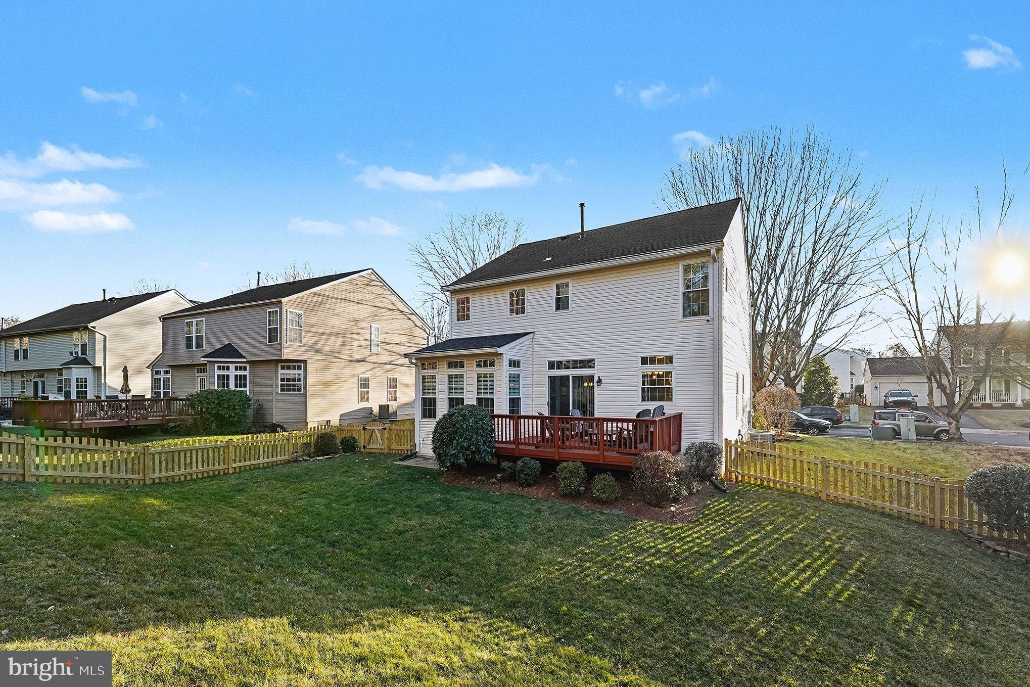 6465 COLONIAL VILLAGE LOOP