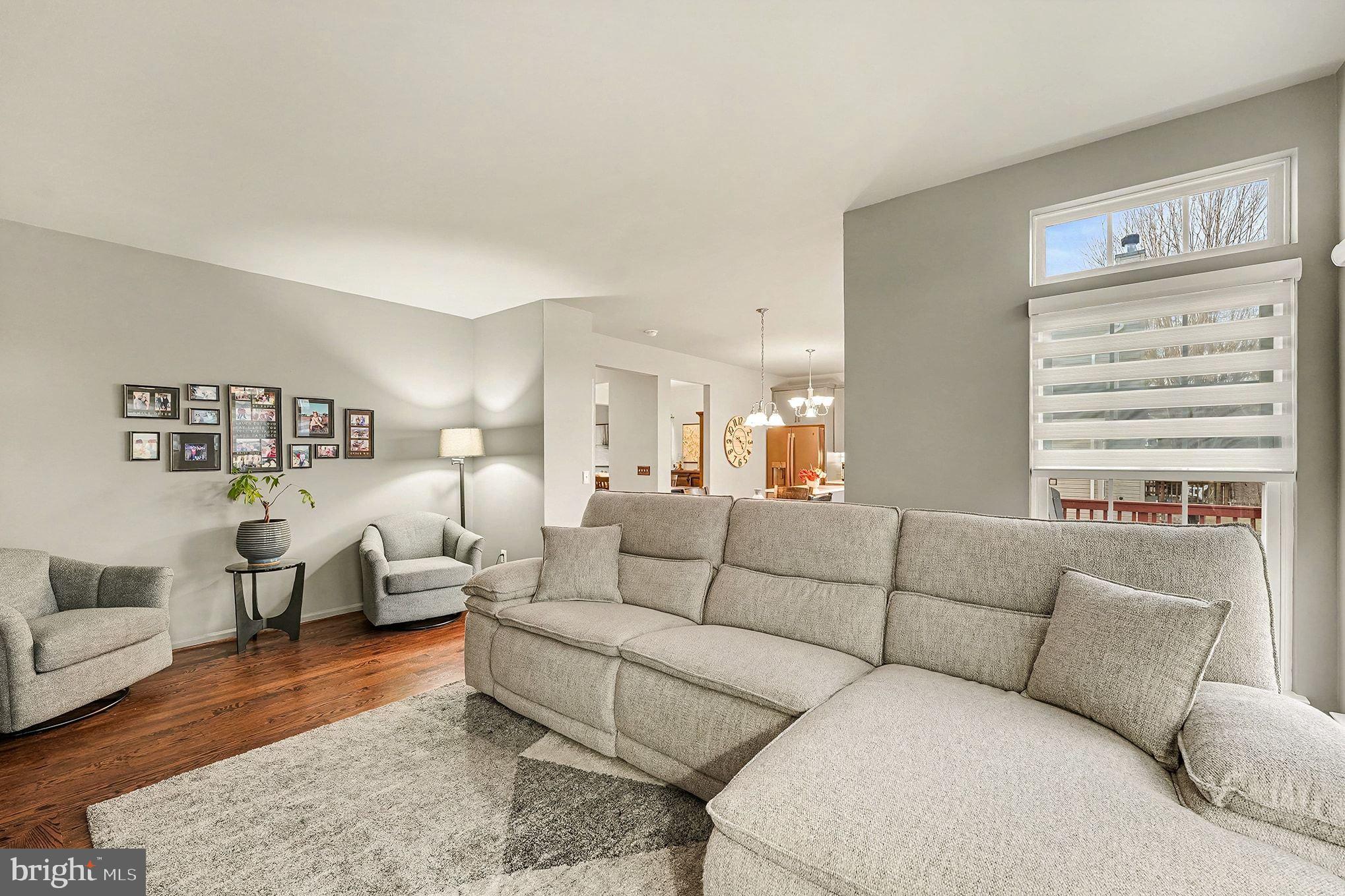 6465 COLONIAL VILLAGE LOOP