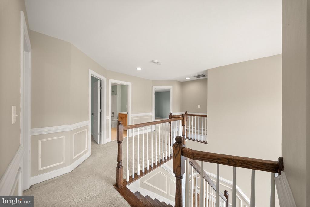 10800 HAGGLE COURT