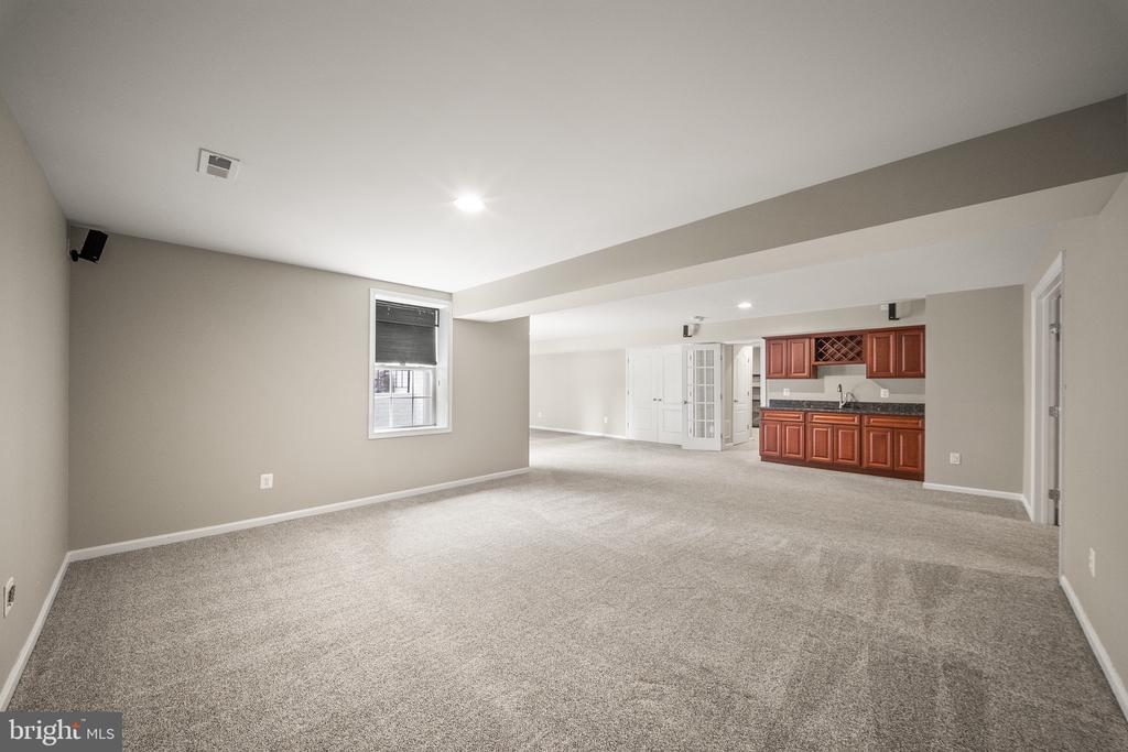 10800 HAGGLE COURT