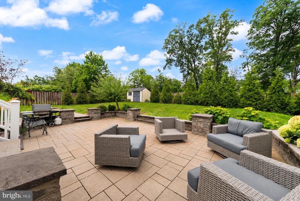 10800 HAGGLE COURT