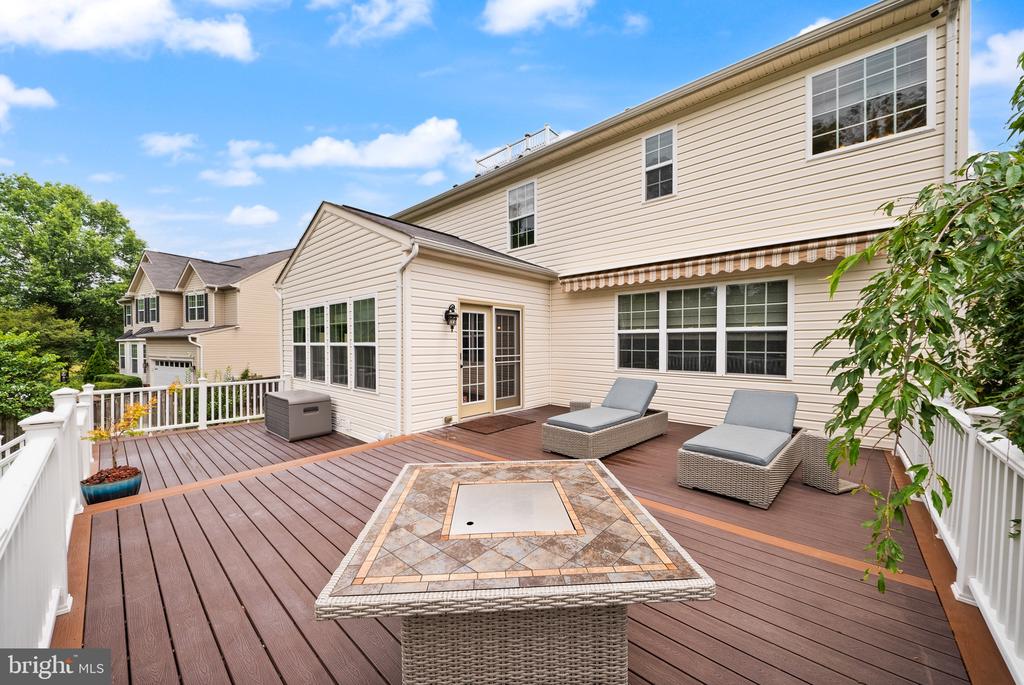 10800 HAGGLE COURT