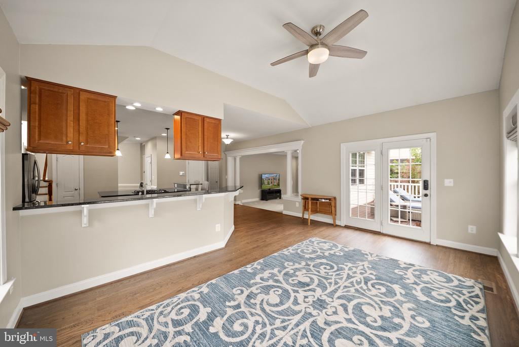 10800 HAGGLE COURT